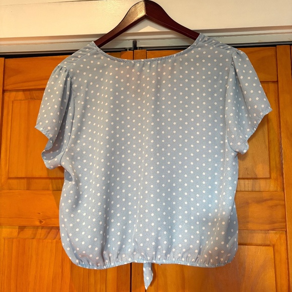 Twine & String White Polka Dot and Light Blue Blouse with Tie Waist Size Large - Picture 2 of 7